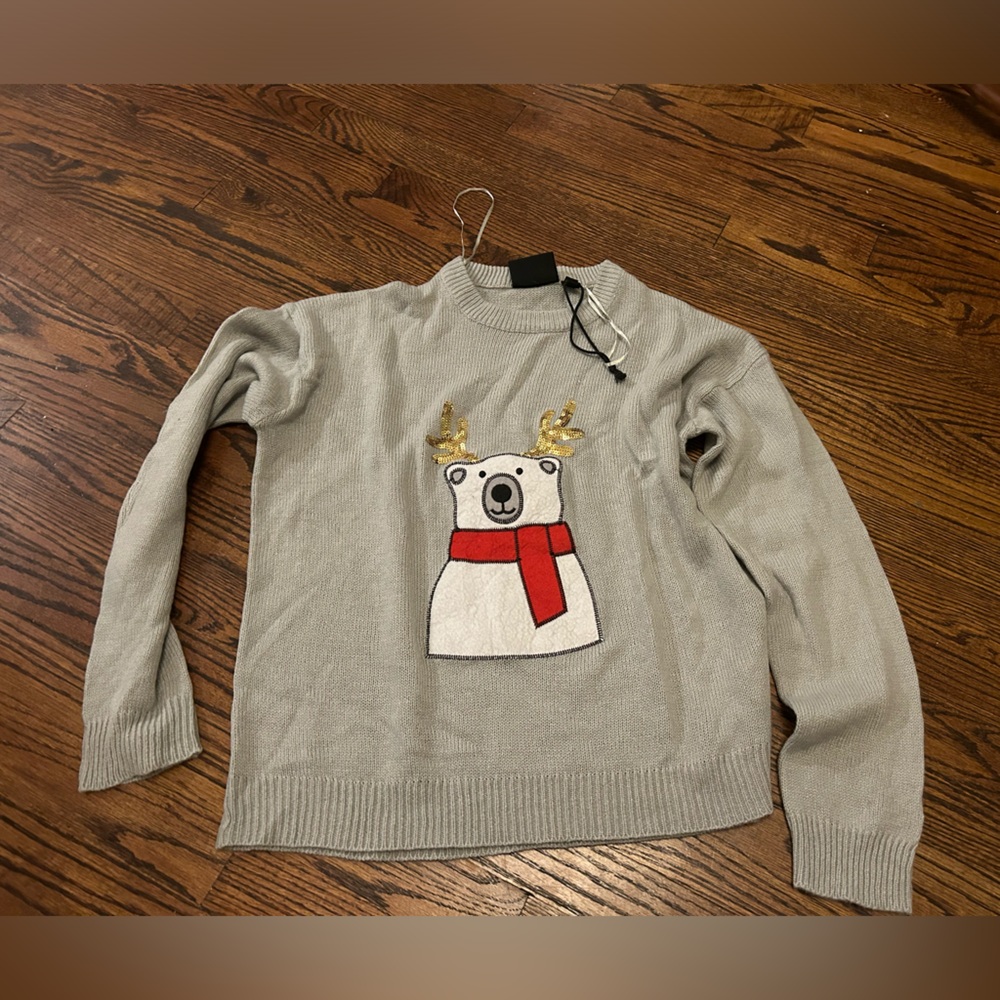 Brave Soul Christmas polar bear sweater gray-M-NWOT